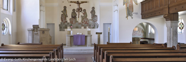 Innenraum der Christuskirche - Blick auf den Altar